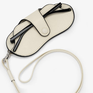 Valextra x minä perhonen ストラップ付 メガネケース フォレスタ