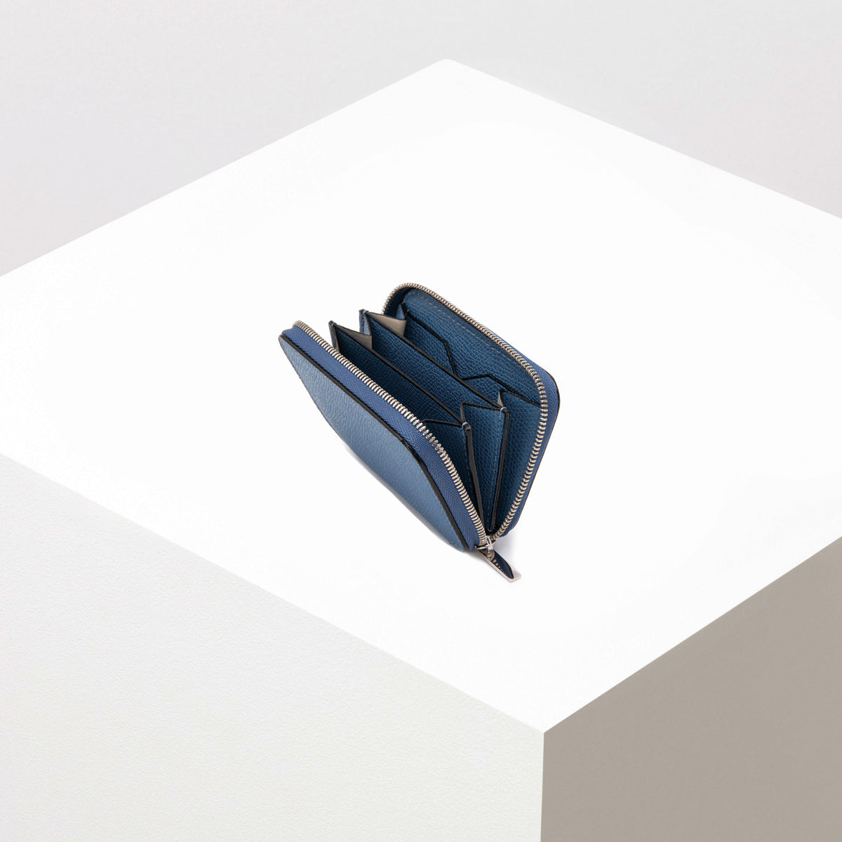 Valextra ジップアラウンド カードフォルダー コインケース Valextra] CARD HOLDER ジップアラウンドカードホルダー