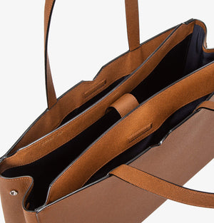 ヴァレクストラ Vライン ホリゾンタル ショッピングバッグ チョコレートブラウン