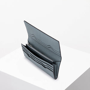 ヴァレクストラ 小銭入れ付き長財布 8カード パウダーブルー