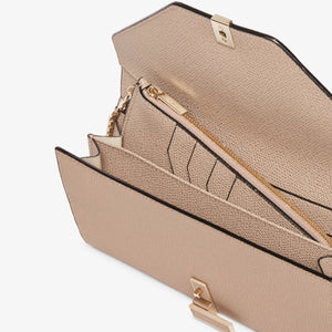 ヴァレクストラ　イジィデ チェーンウォレット　サハラ