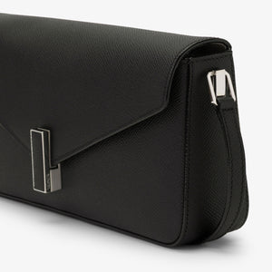 ヴァレクストラ　イジィデ ショルダーバッグ　ブラック