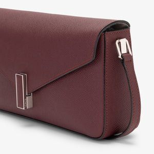 ヴァレクストラ　イジィデ ショルダーバッグ　アマラント