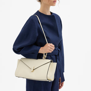 ヴァレクストラ　イジィデ エディター　ホワイト