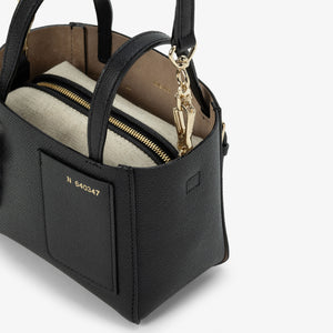 ヴァレクストラ　バケットバッグ ナノ　ブラック