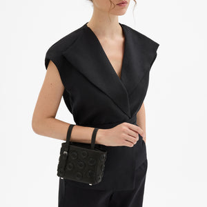 ヴァレクストラ　バケットバッグ ナノ ソフト フィズ　ブラック